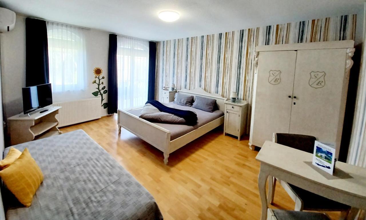 Bed and Breakfast Margret Haus à Balatonfüred Extérieur photo